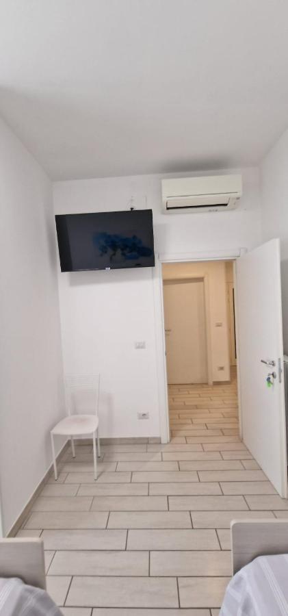 Orchidea Acomodação com café da manhã Bolonha Exterior foto